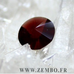 grenat rouge pyrope taille ROND FANTAISIE 2.04 carats